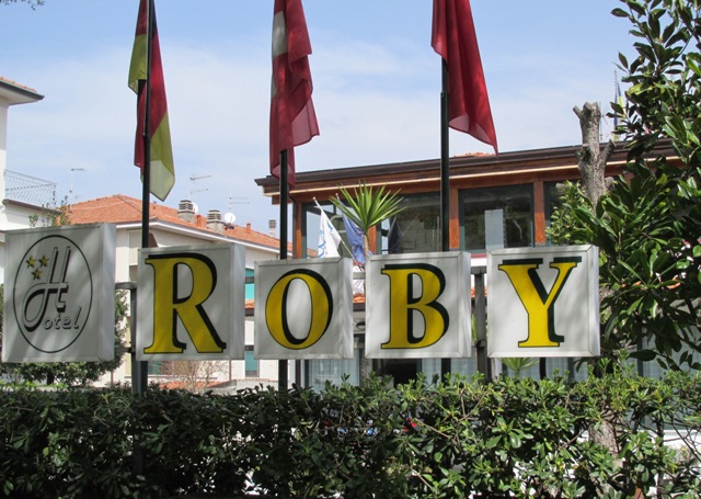 HOTEL ROBY